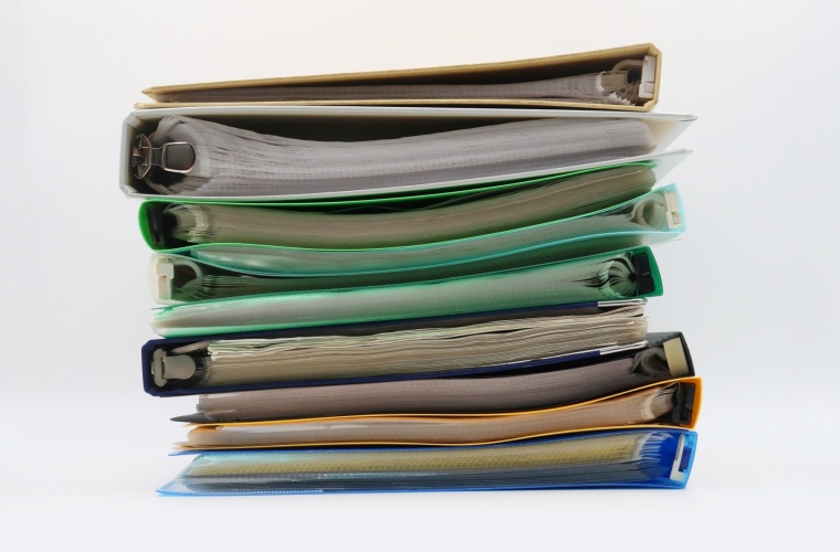 社内資料の2つの管理方法とは？管理を成功させるためのポイントとあわせて解説